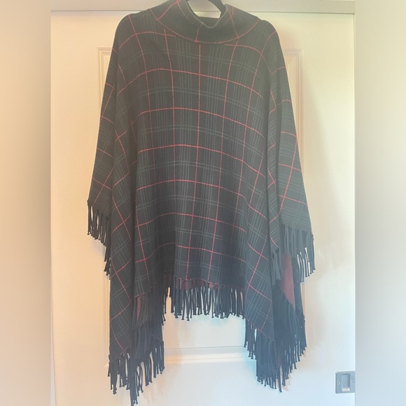 J. McLaughlin Plaid Poncho Christmas Holiday Tartan - Picture 2 of 5
